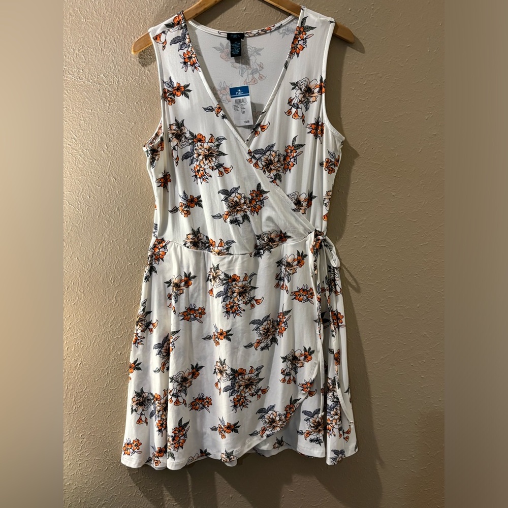Rue21 floral dress size 1X. New with tag.